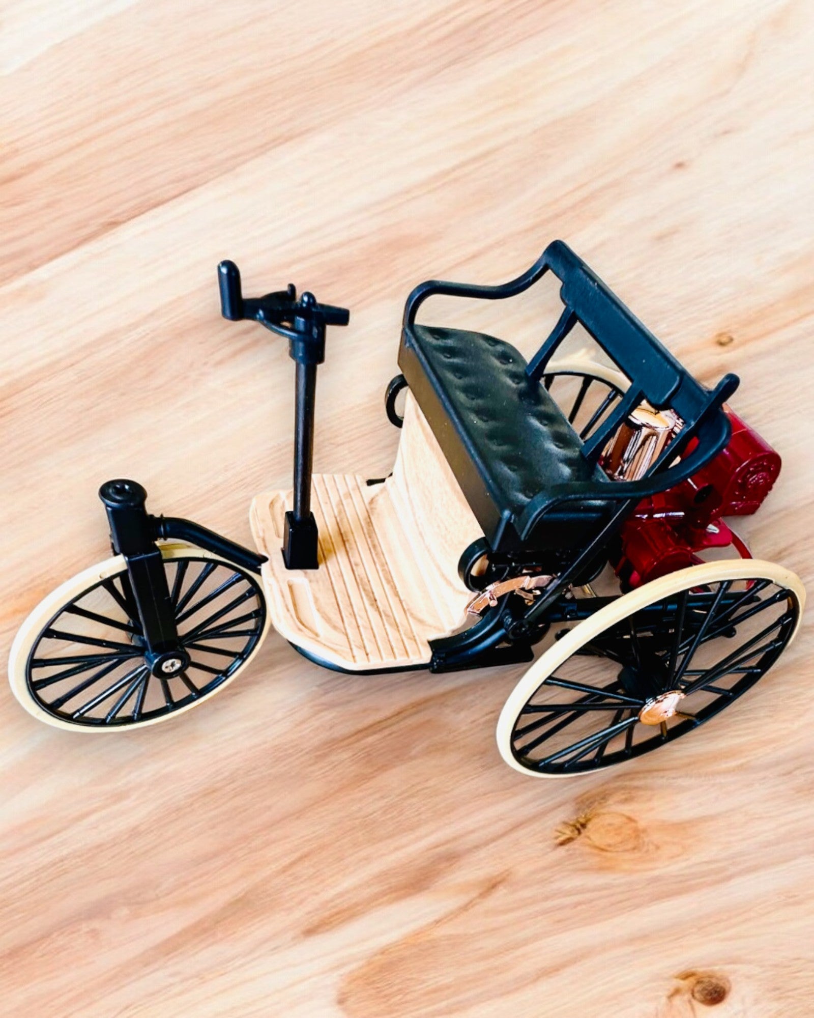 Retro Trike Benz Patent-Motorwagen - Samlemodel, personliggørelse med gravering som gave