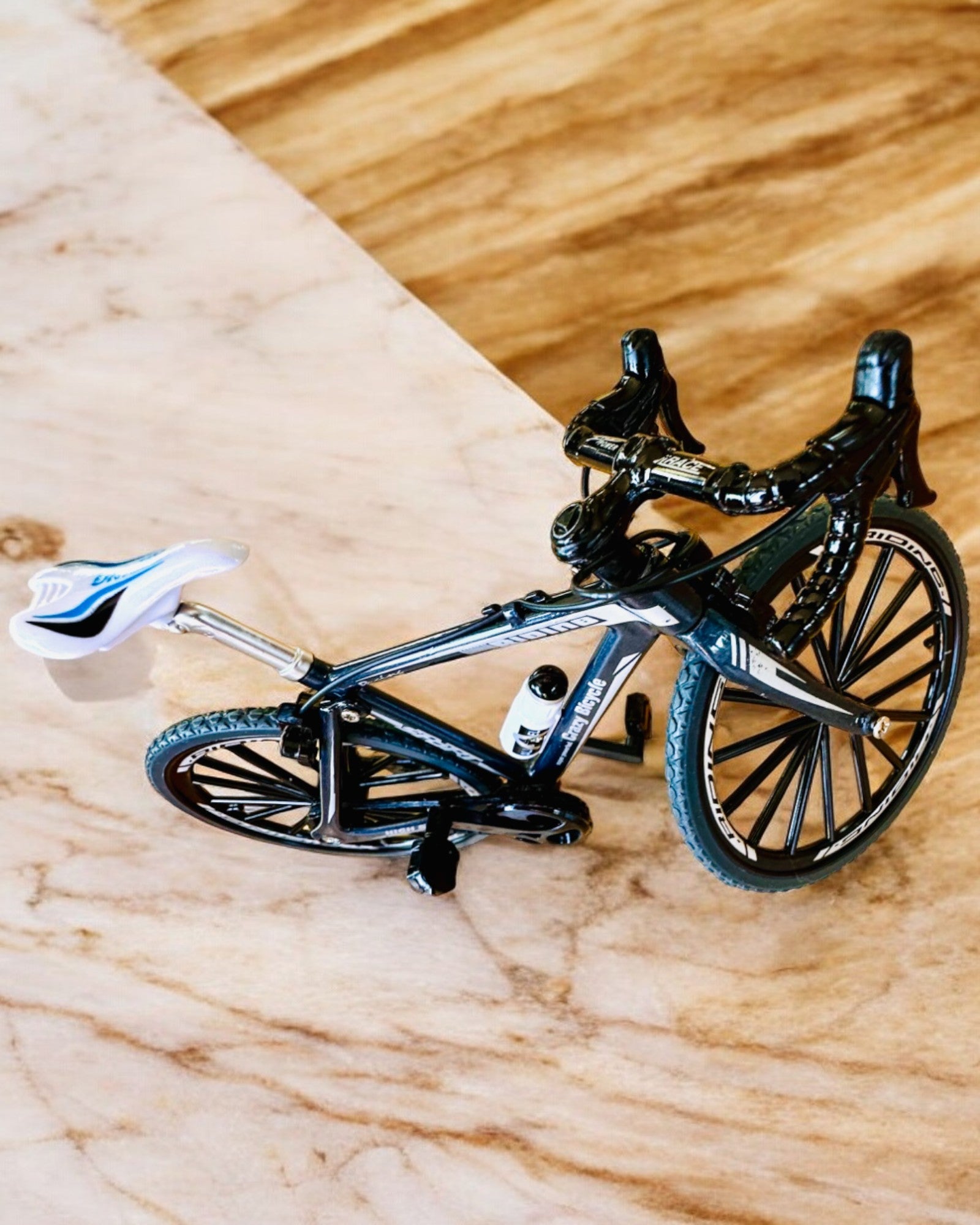 Miniaturmodel Metal Rød Cykel "SpeedMaster" personalisering med gravering som gave, 2 farvevarianter