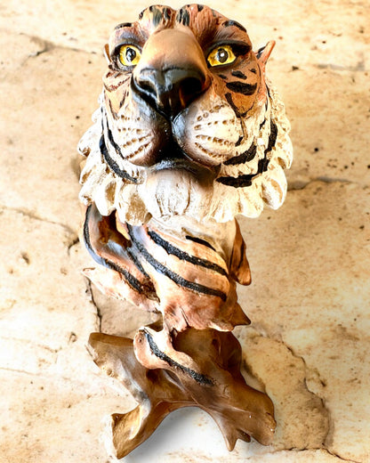 Statuette "Tiger Kongen af Junglen" med mulighed for gravering, figur 29 cm høj, dekoration til gave