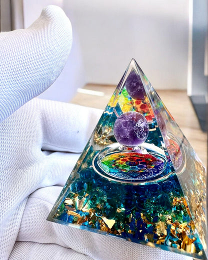 Pyramid Energetisk orgonit "Mystic Aura"