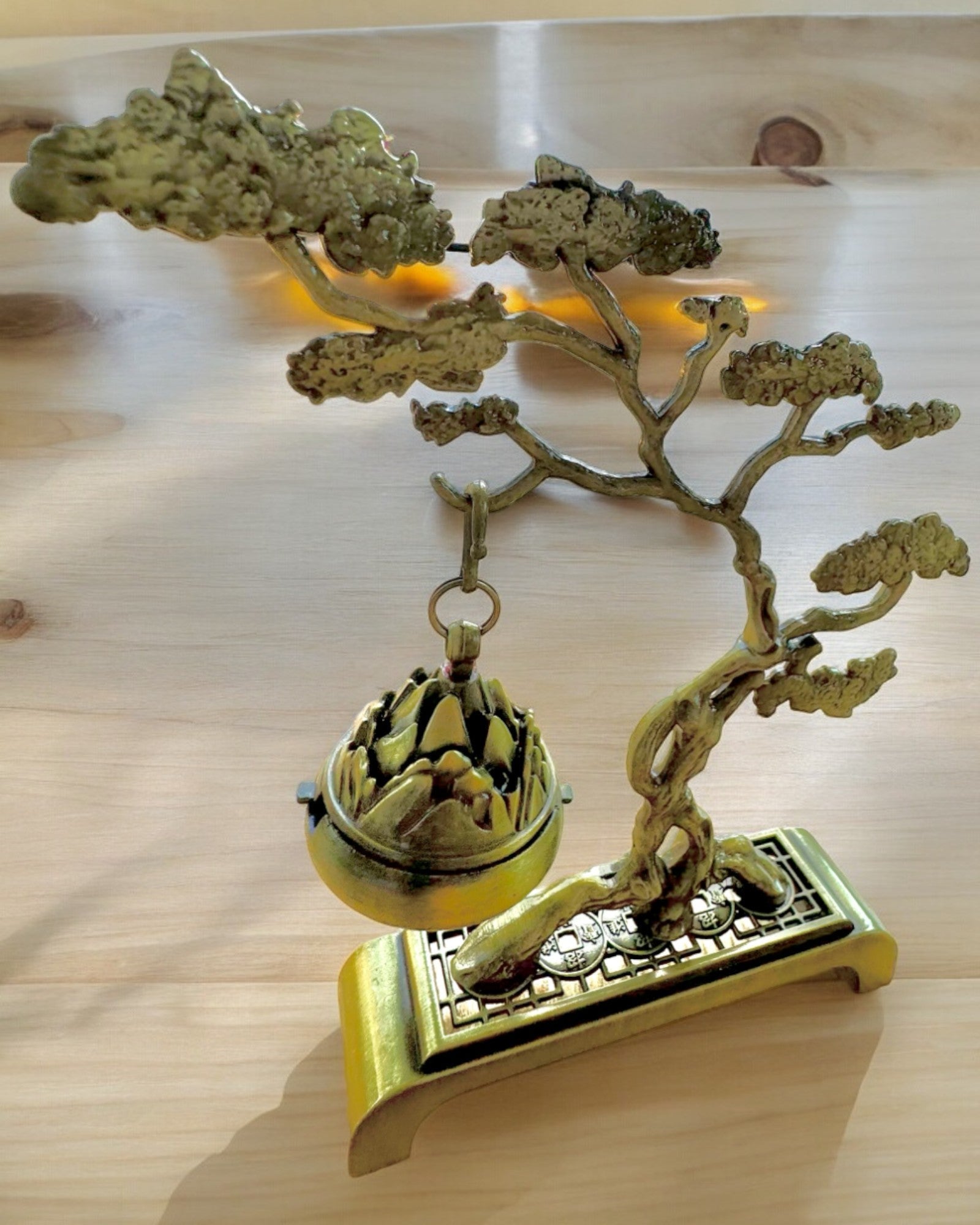 Elegant Metalisk Røgelsesholder Bonsai - mulighed for personliggørelse med gravering som gave