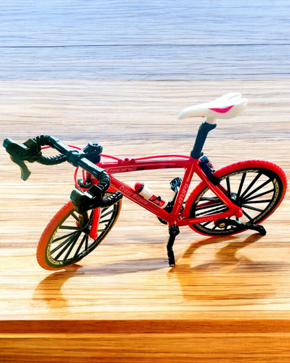 Miniaturmodel Metal Rød Cykel "SpeedMaster" personalisering med gravering som gave, 2 farvevarianter