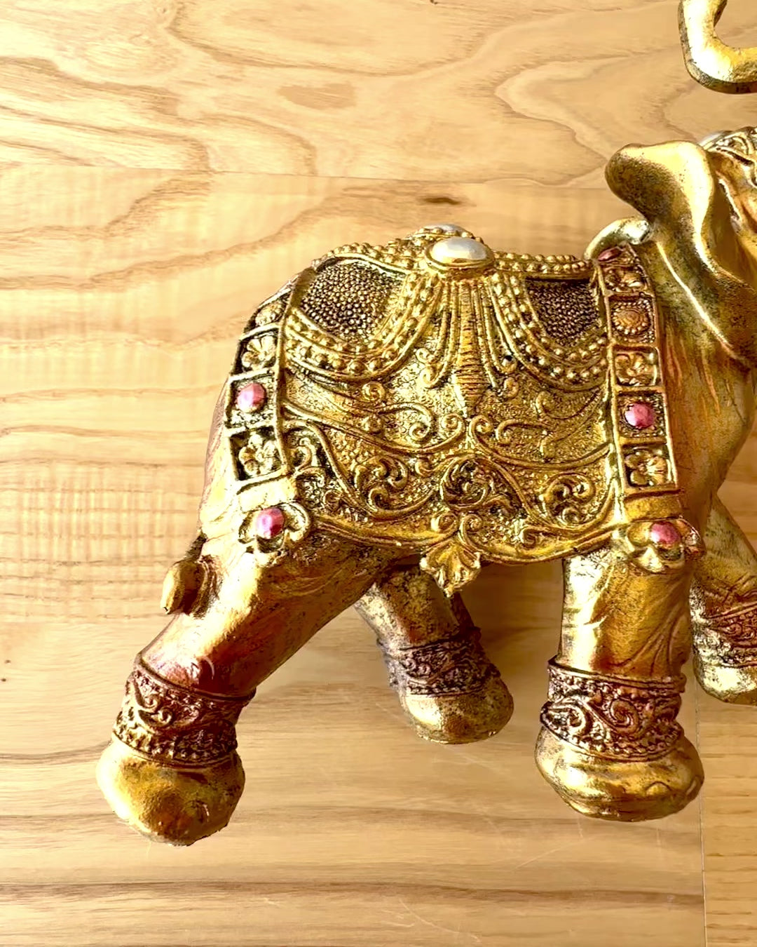 Kongeelefant med mulighed for gravering - Elegance og luksus, personalisering til gave